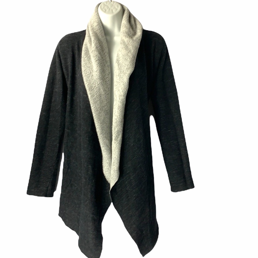 FOREVER 21 SWEATER JACKET